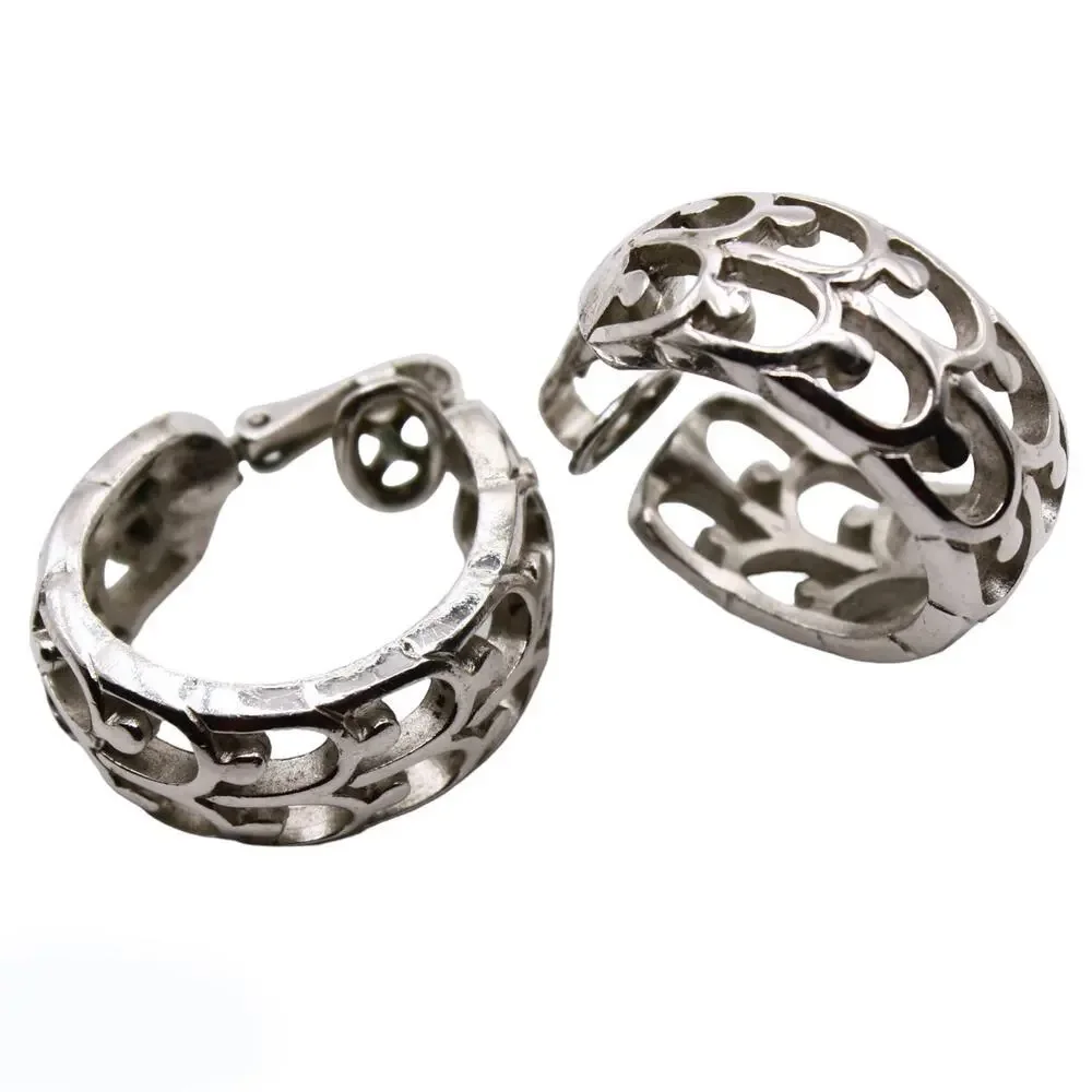 Vintage Trifari Openwork Hoop Clip-On Earrings Filigree Design 1